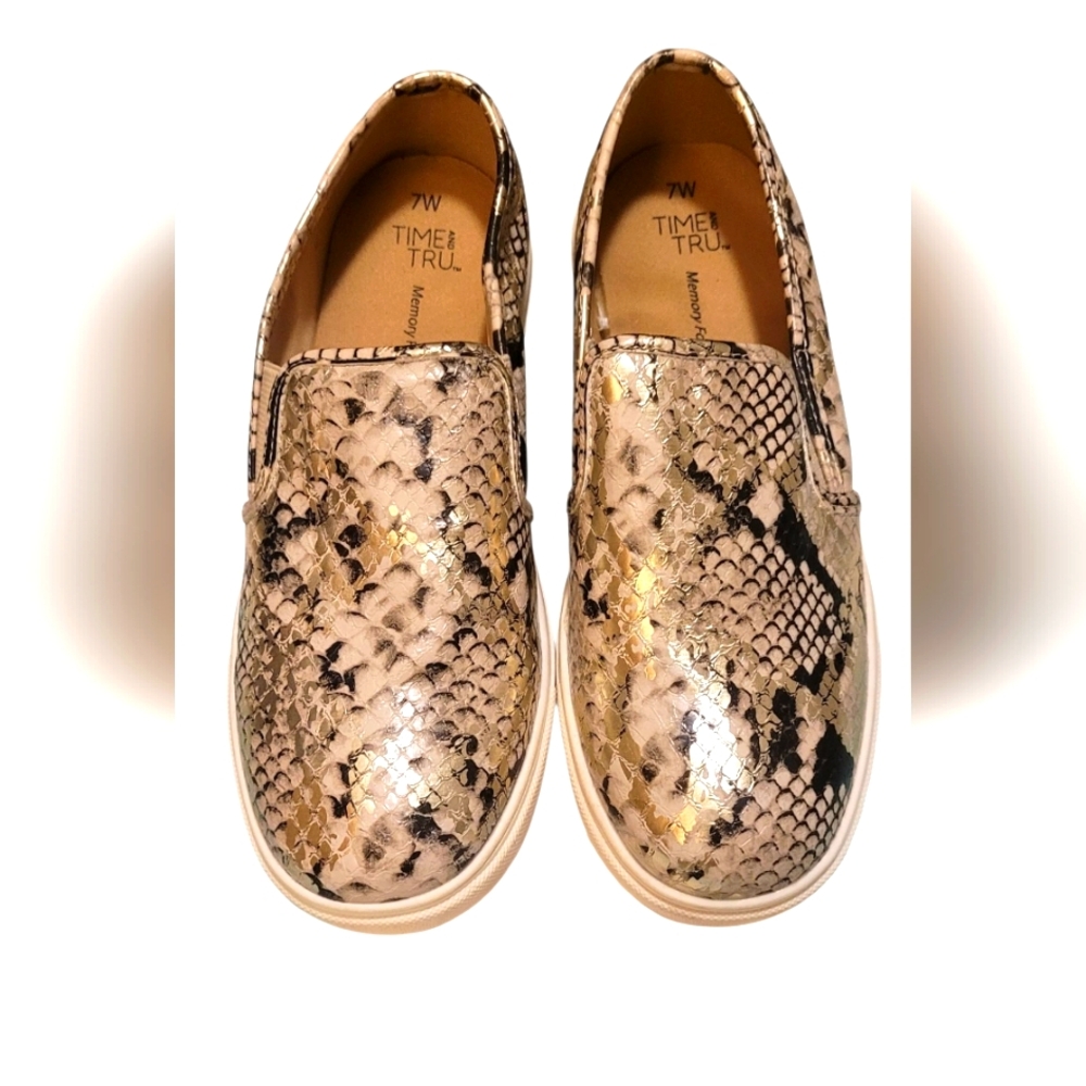 Time and Tru Snake Pattern Slip-On Sneakers